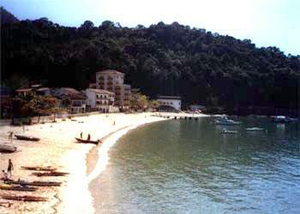 Praia do Bonfim em Angra dos Reis