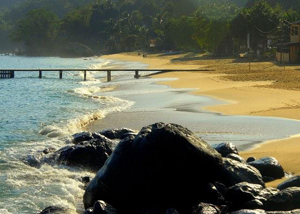 Praia de Araçatiba em Angra dos Reis