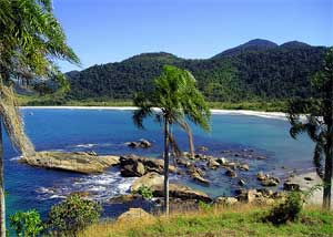 Praia do Coqueiro em Angra dos Reis